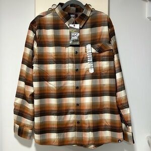 Men's AKHG Boar's Nest Standard Fit Flannel Shirt XL NWT